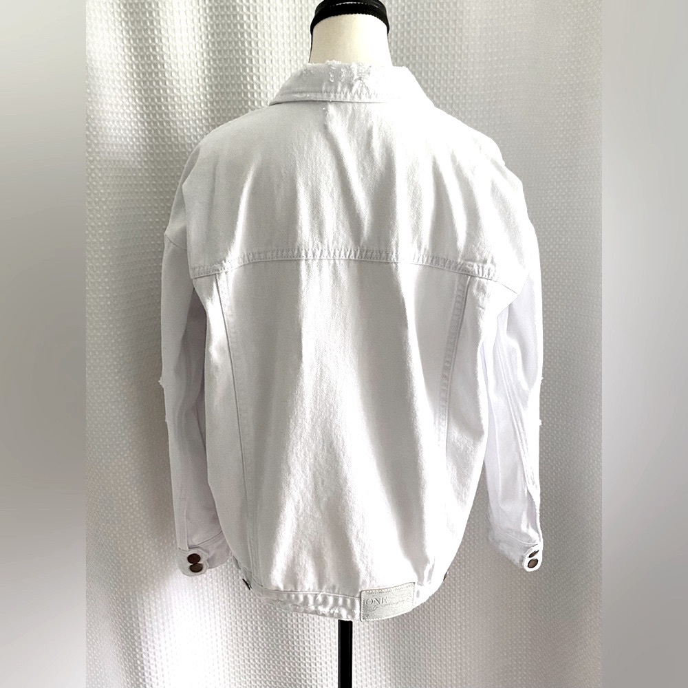 Women’s Oneteaspoon OVERSIZED Distressed White Denim Jacket size XS (fits S-M-L) - Picture 16 of 16